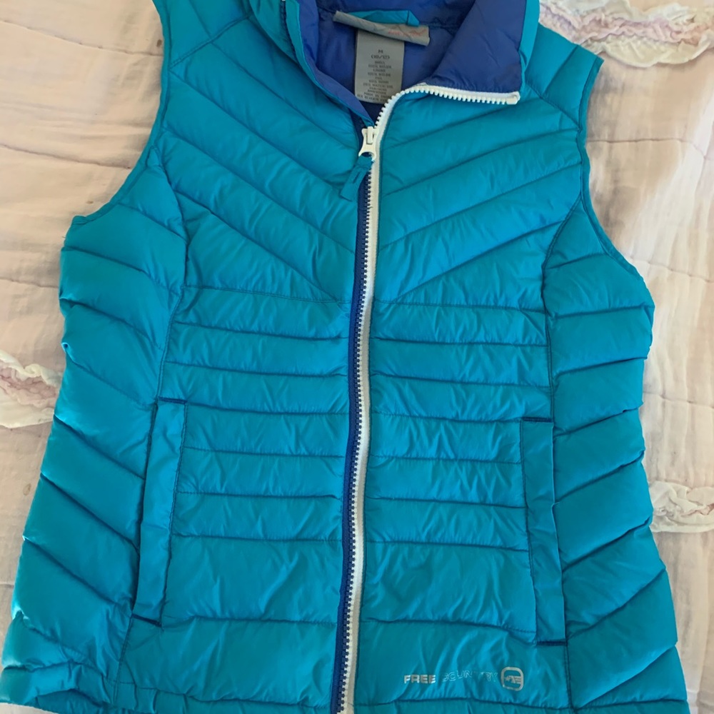 vest - Picture 2 of 3